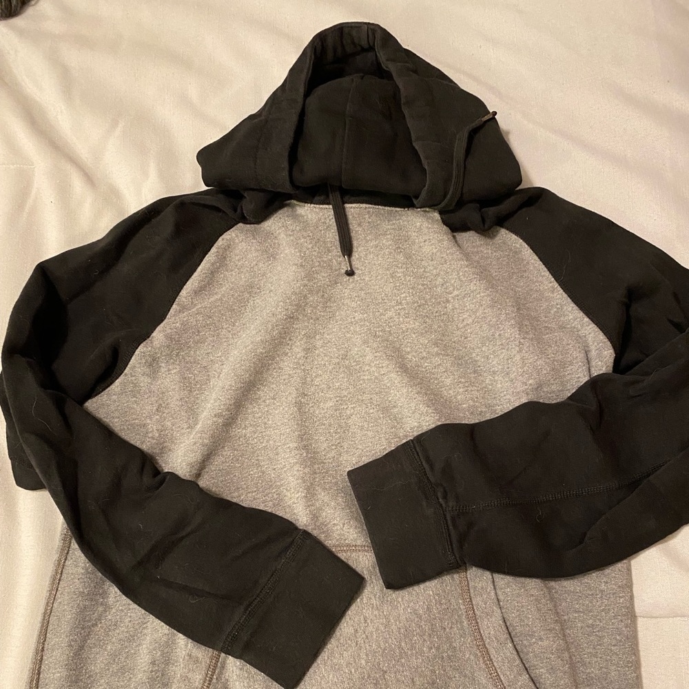American Eagle Hooded Sweatshirt